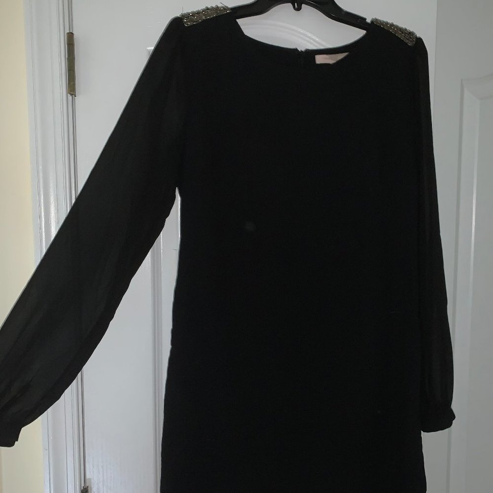 Short black fancy dress